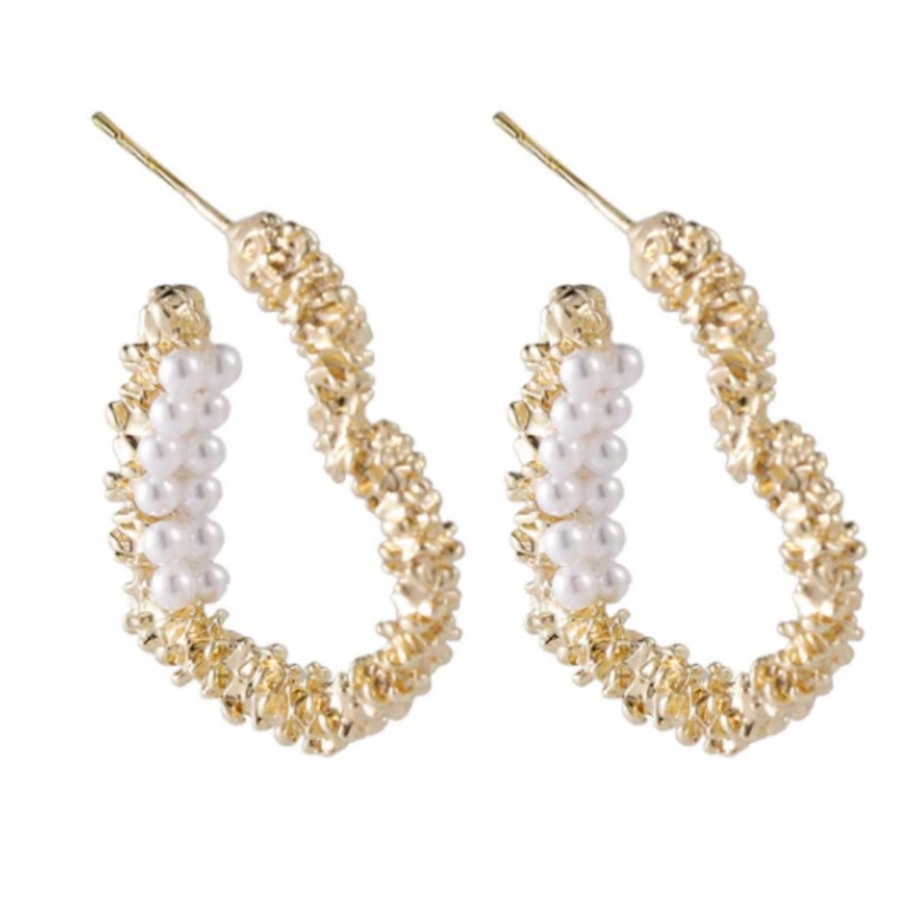 Heart-Shaped Pearl Hoop Earrings